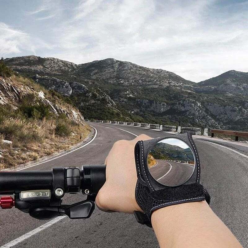 Wide-Angle Safety Mirror